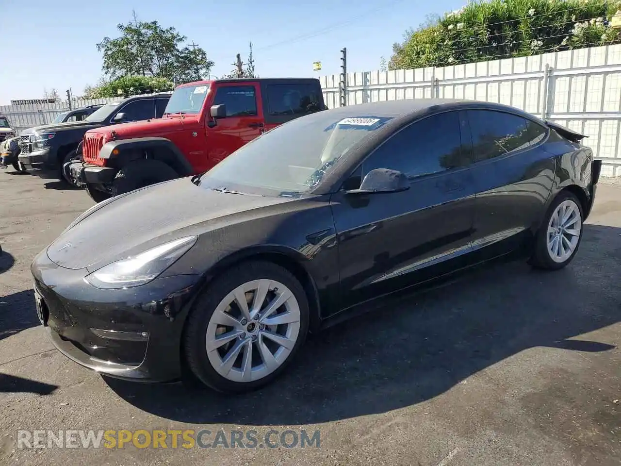 1 Photograph of a damaged car 5YJ3E1EB3MF877331 TESLA MODEL 3 2021