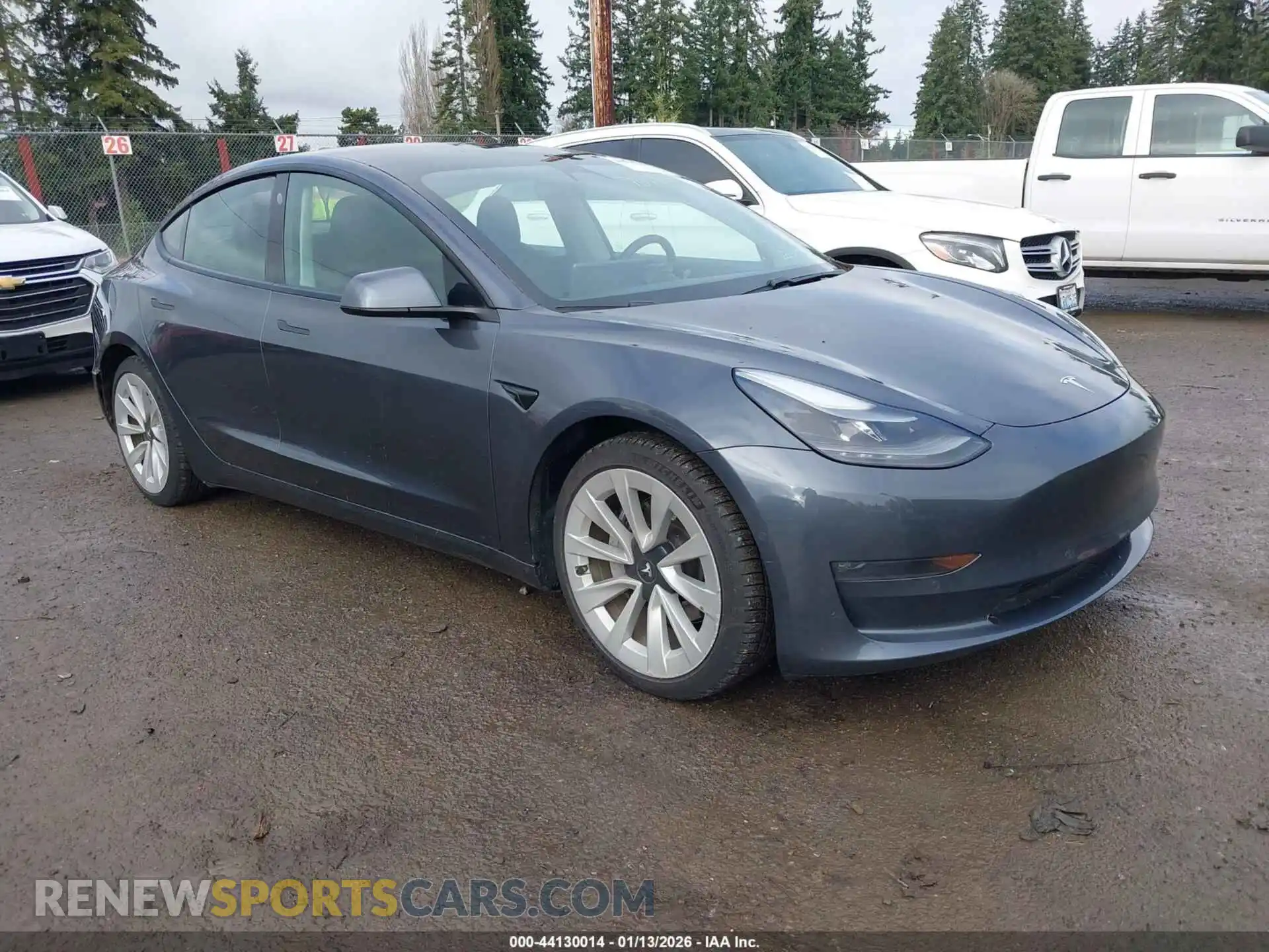 1 Photograph of a damaged car 5YJ3E1EB3MF902695 TESLA MODEL 3 2021