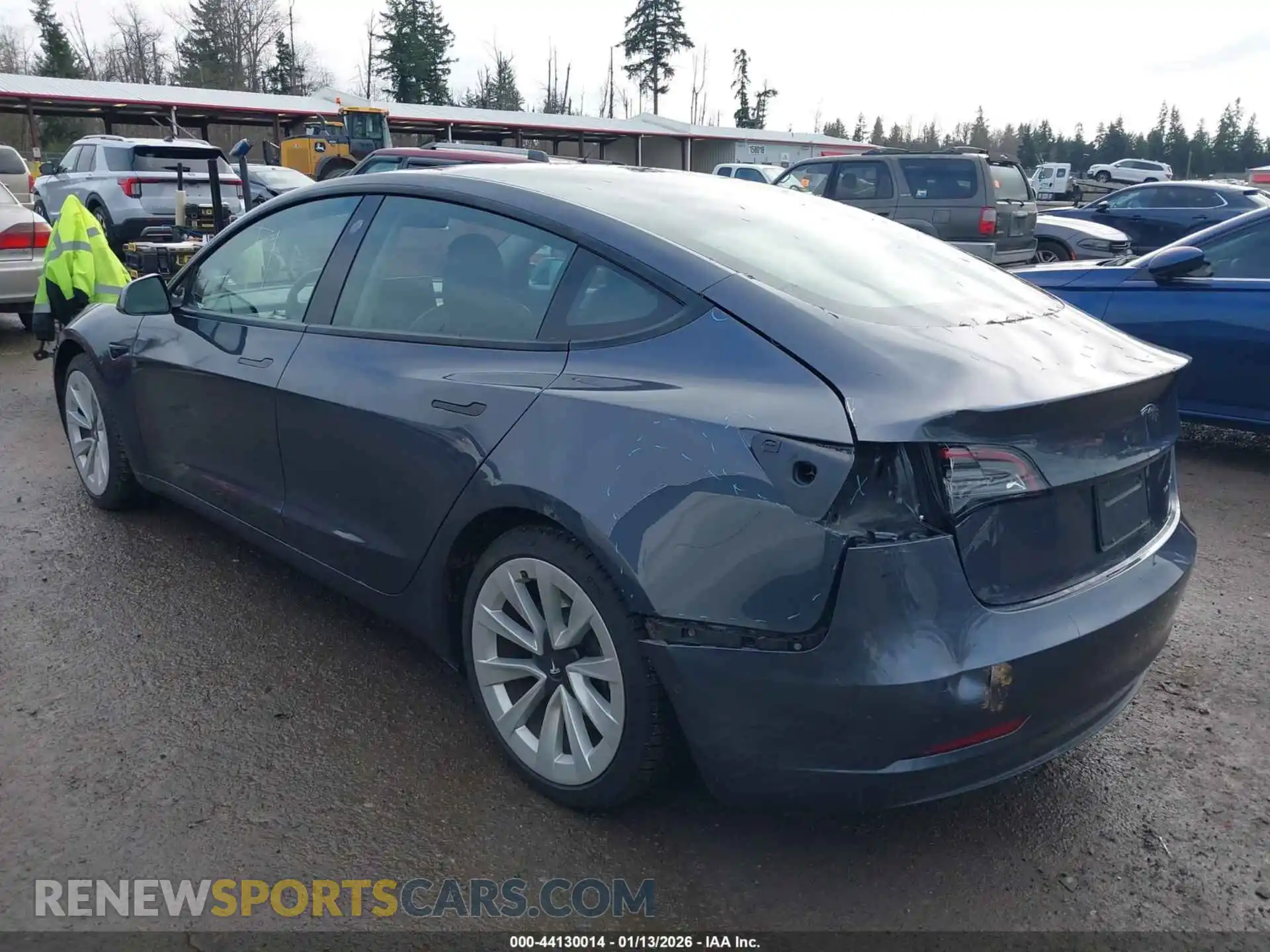 3 Photograph of a damaged car 5YJ3E1EB3MF902695 TESLA MODEL 3 2021