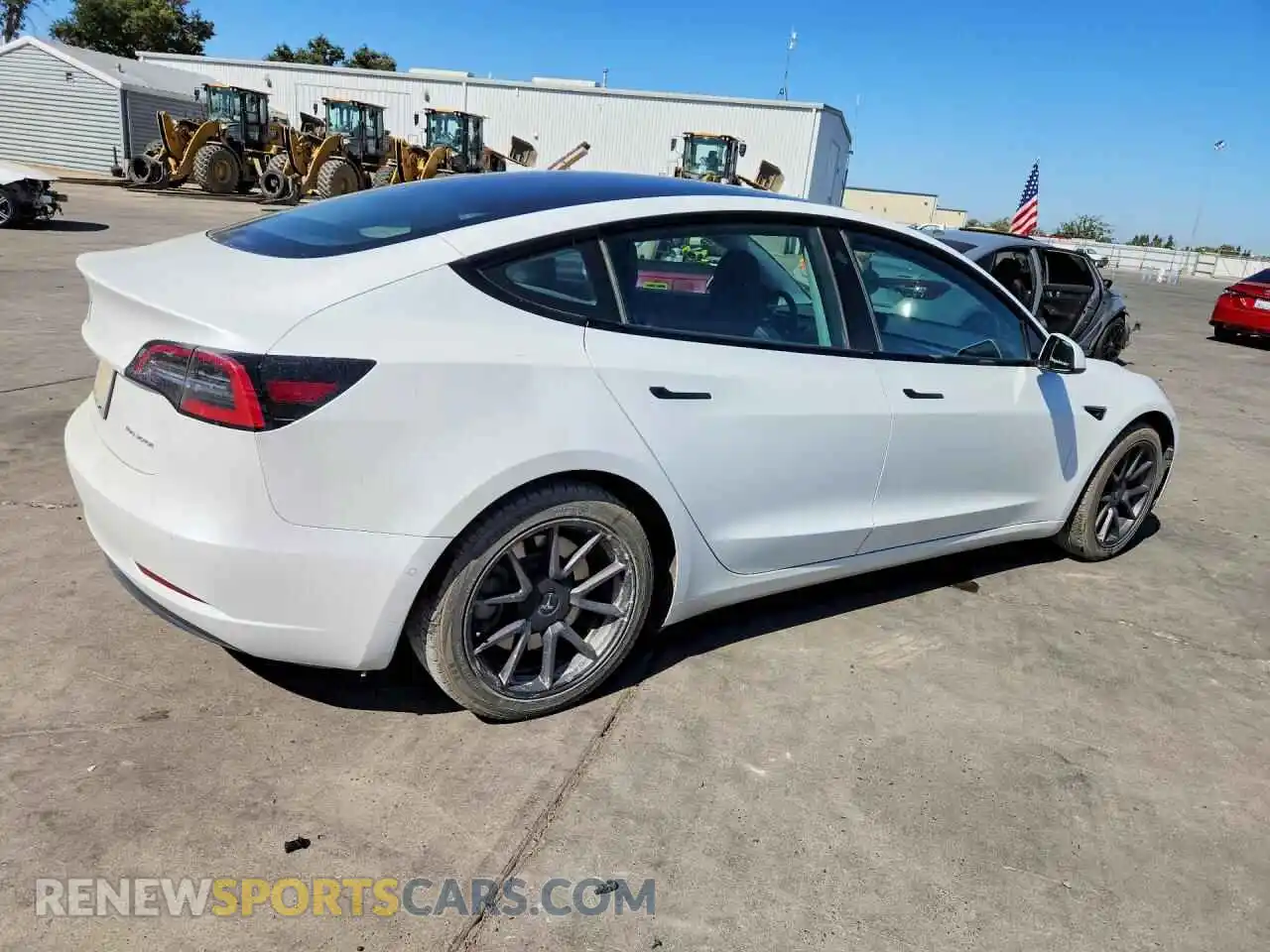 3 Photograph of a damaged car 5YJ3E1EB3MF938094 TESLA MODEL 3 2021