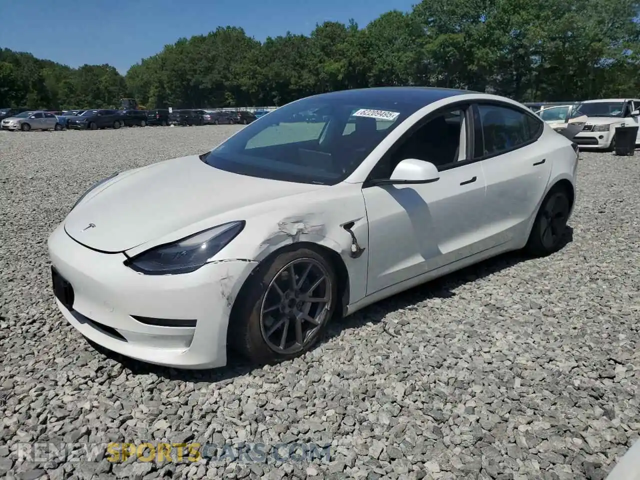 1 Photograph of a damaged car 5YJ3E1EB3MF960886 TESLA MODEL 3 2021