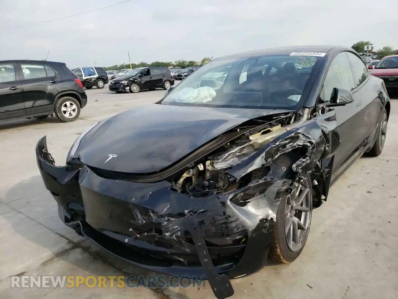 2 Photograph of a damaged car 5YJ3E1EB3MF992141 TESLA MODEL 3 2021
