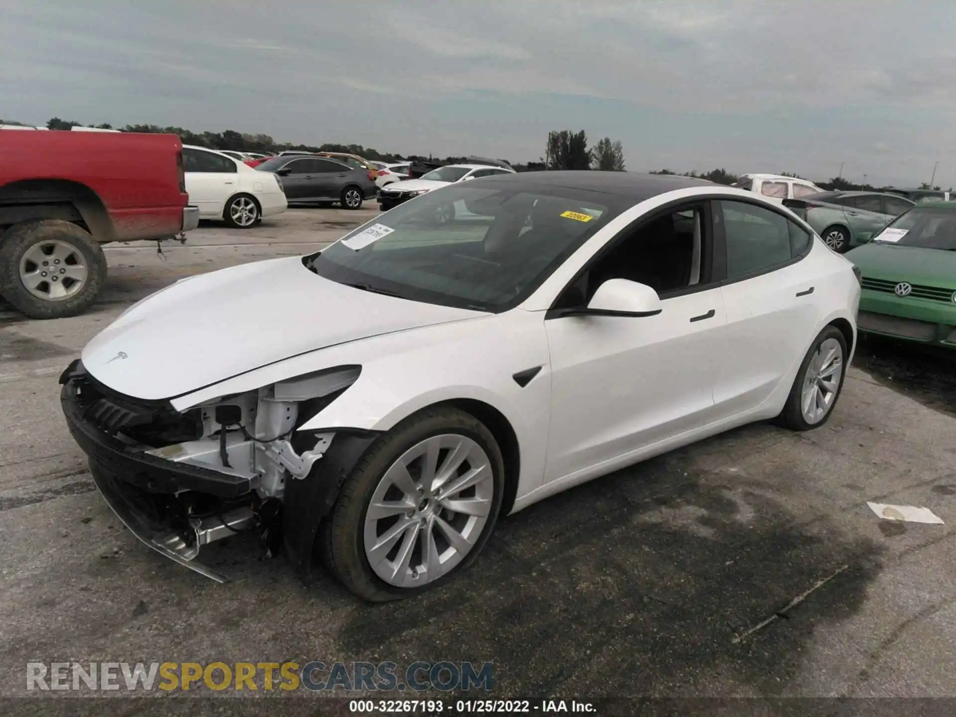 2 Photograph of a damaged car 5YJ3E1EB4MF015381 TESLA MODEL 3 2021