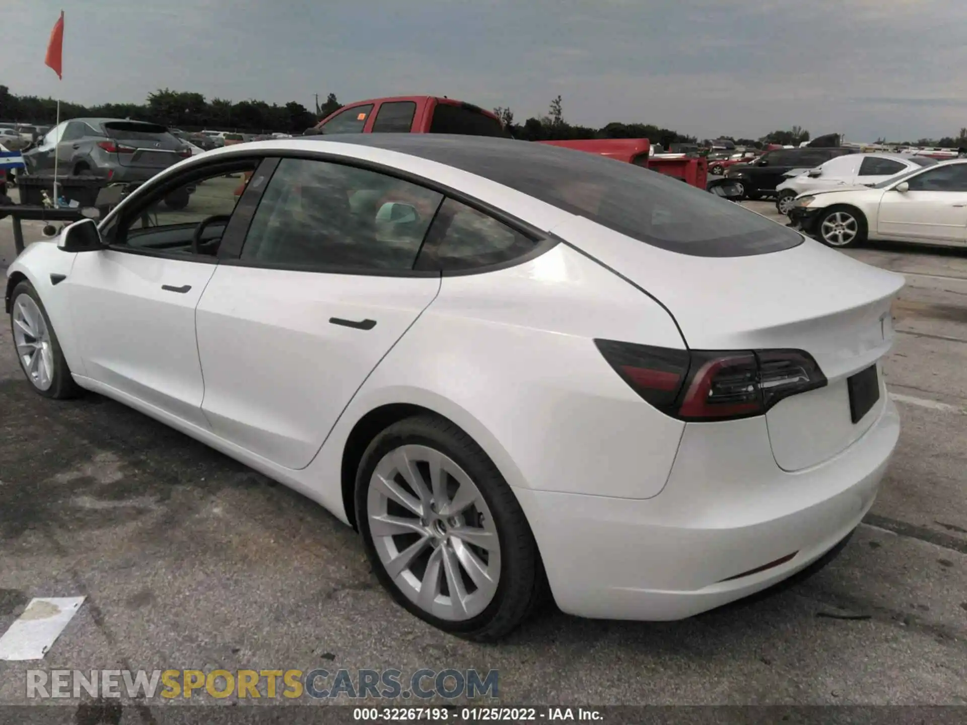 3 Photograph of a damaged car 5YJ3E1EB4MF015381 TESLA MODEL 3 2021