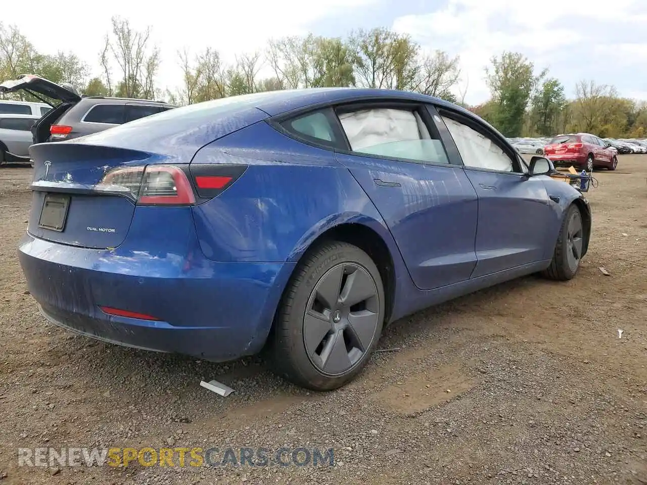 3 Photograph of a damaged car 5YJ3E1EB4MF019754 TESLA MODEL 3 2021
