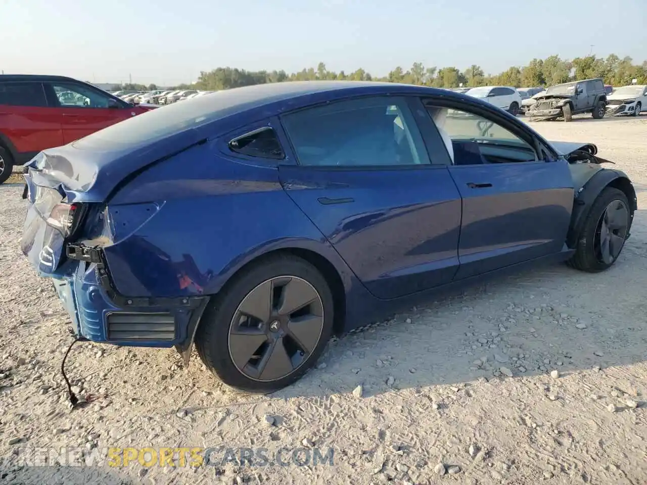 3 Photograph of a damaged car 5YJ3E1EB4MF053483 TESLA MODEL 3 2021