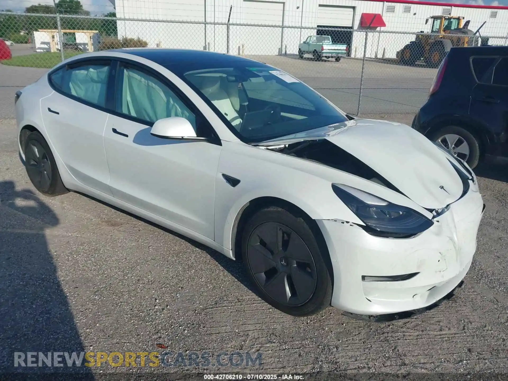 1 Photograph of a damaged car 5YJ3E1EB4MF055329 TESLA MODEL 3 2021