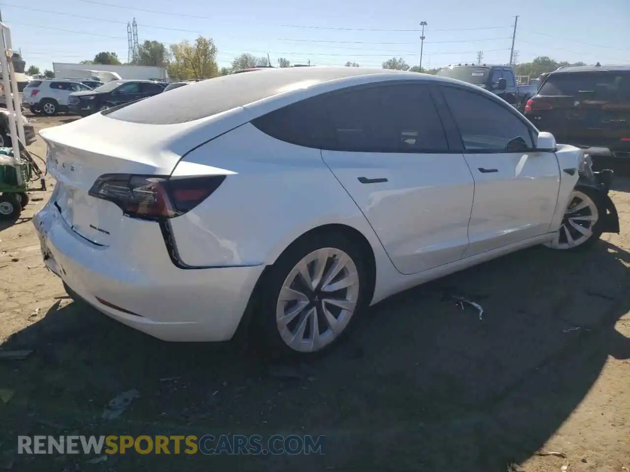 3 Photograph of a damaged car 5YJ3E1EB4MF061986 TESLA MODEL 3 2021
