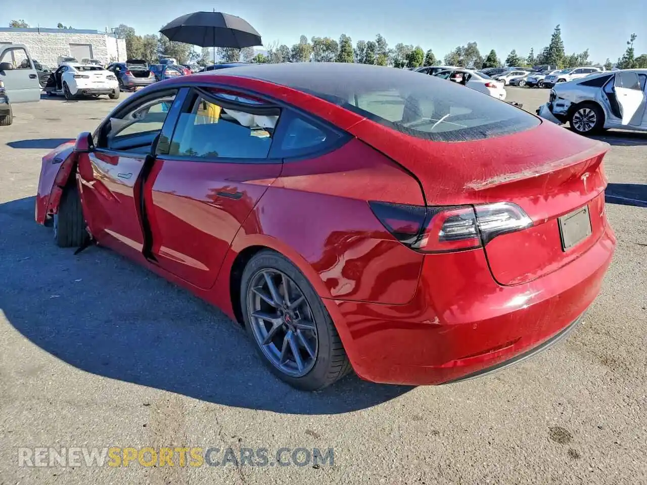 2 Photograph of a damaged car 5YJ3E1EB4MF073703 TESLA MODEL 3 2021