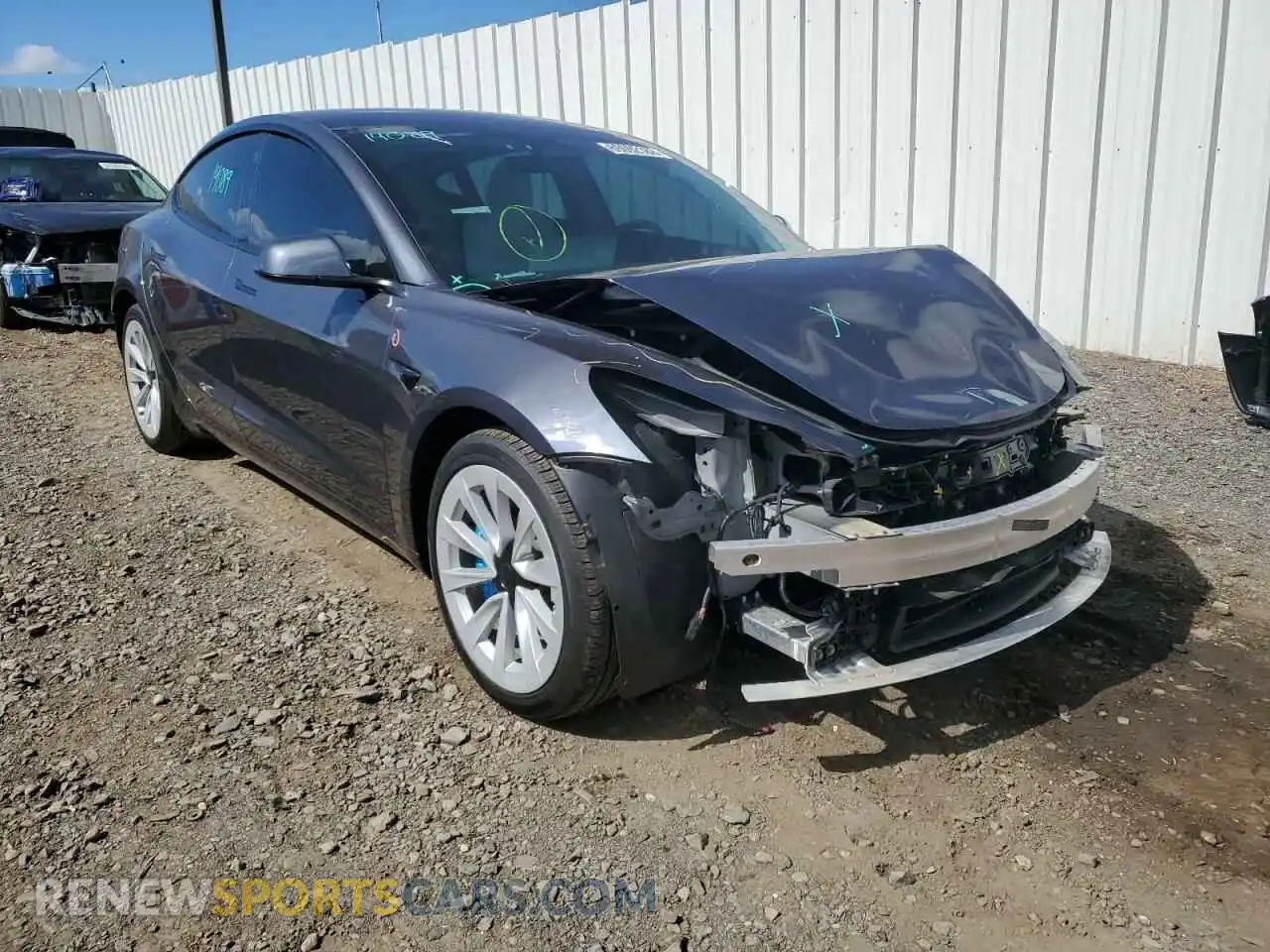 1 Photograph of a damaged car 5YJ3E1EB4MF084653 TESLA MODEL 3 2021