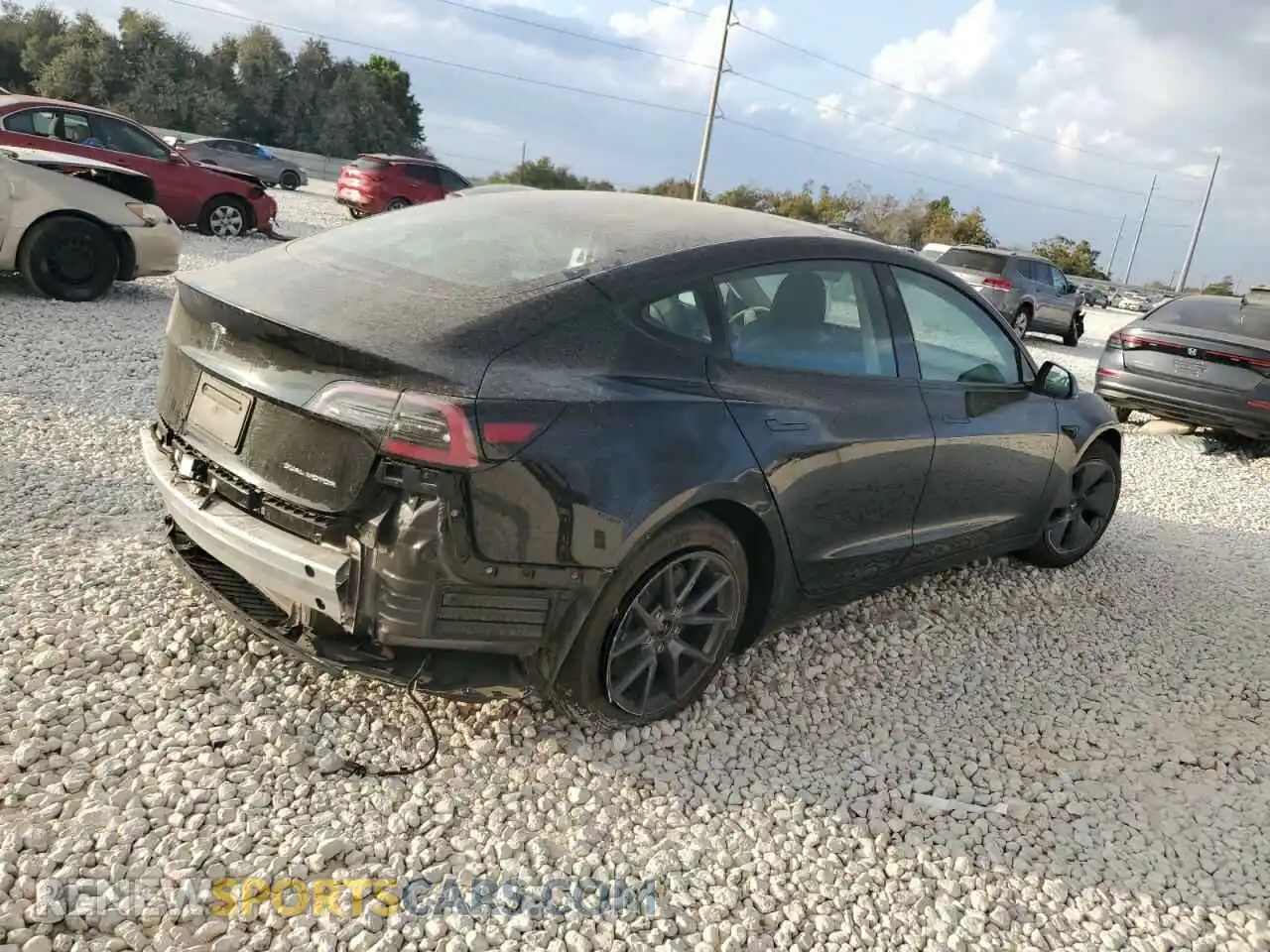 3 Photograph of a damaged car 5YJ3E1EB4MF086225 TESLA MODEL 3 2021