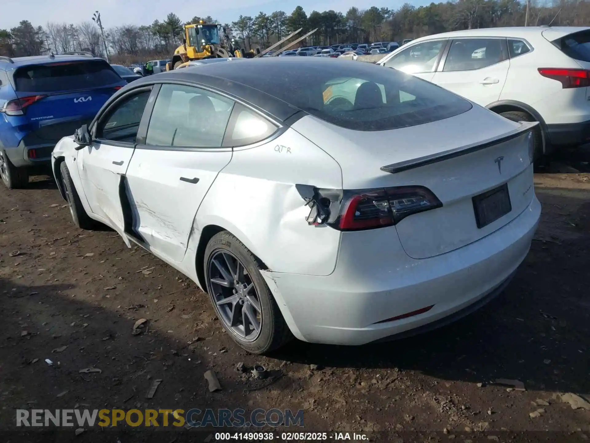 3 Фотография поврежденного автомобиля 5YJ3E1EB4MF099217 TESLA MODEL 3 2021