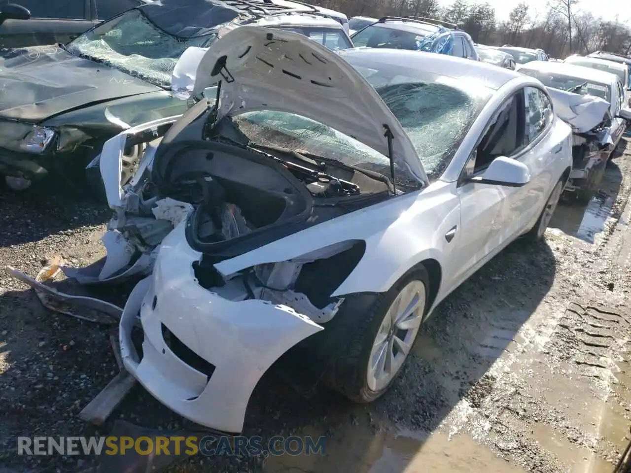 2 Photograph of a damaged car 5YJ3E1EB4MF101080 TESLA MODEL 3 2021