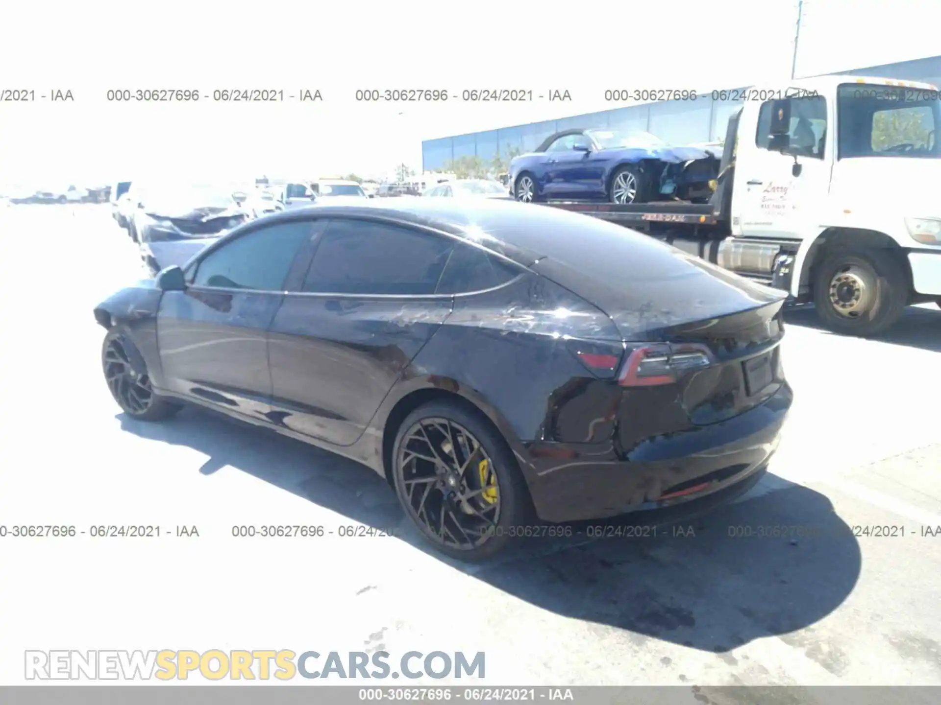 3 Photograph of a damaged car 5YJ3E1EB4MF935995 TESLA MODEL 3 2021