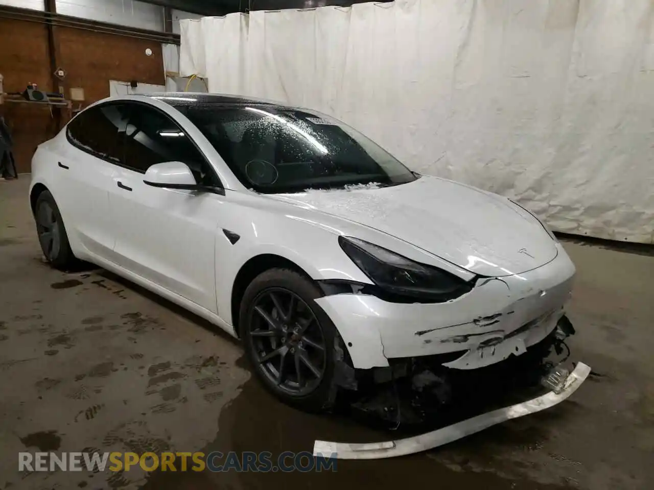 1 Photograph of a damaged car 5YJ3E1EB4MF948049 TESLA MODEL 3 2021