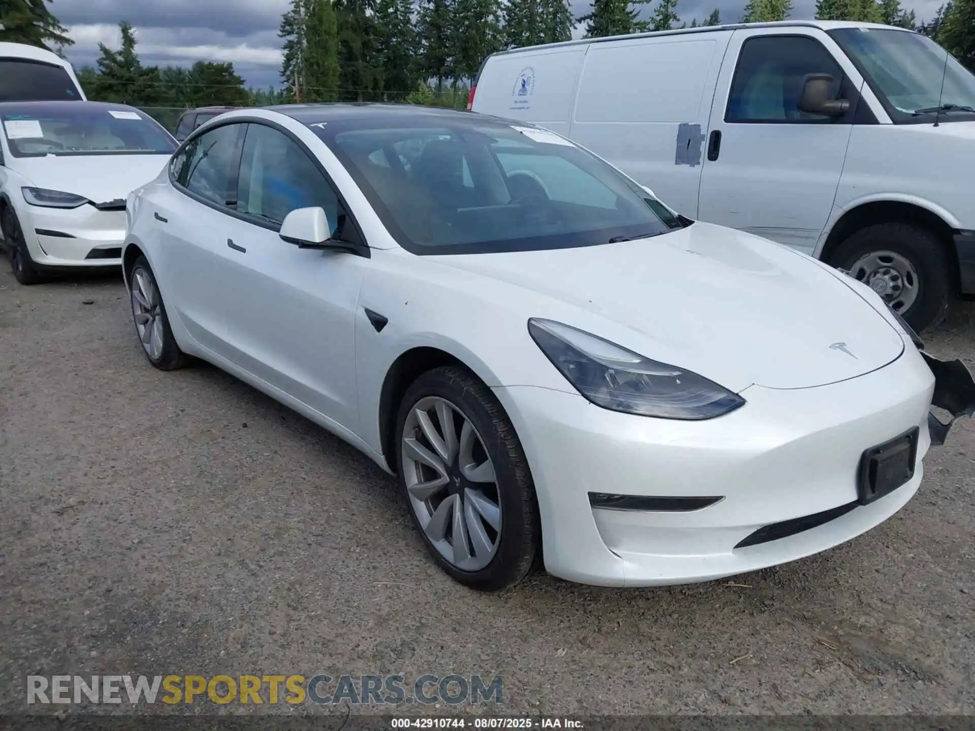 1 Photograph of a damaged car 5YJ3E1EB4MF997431 TESLA MODEL 3 2021