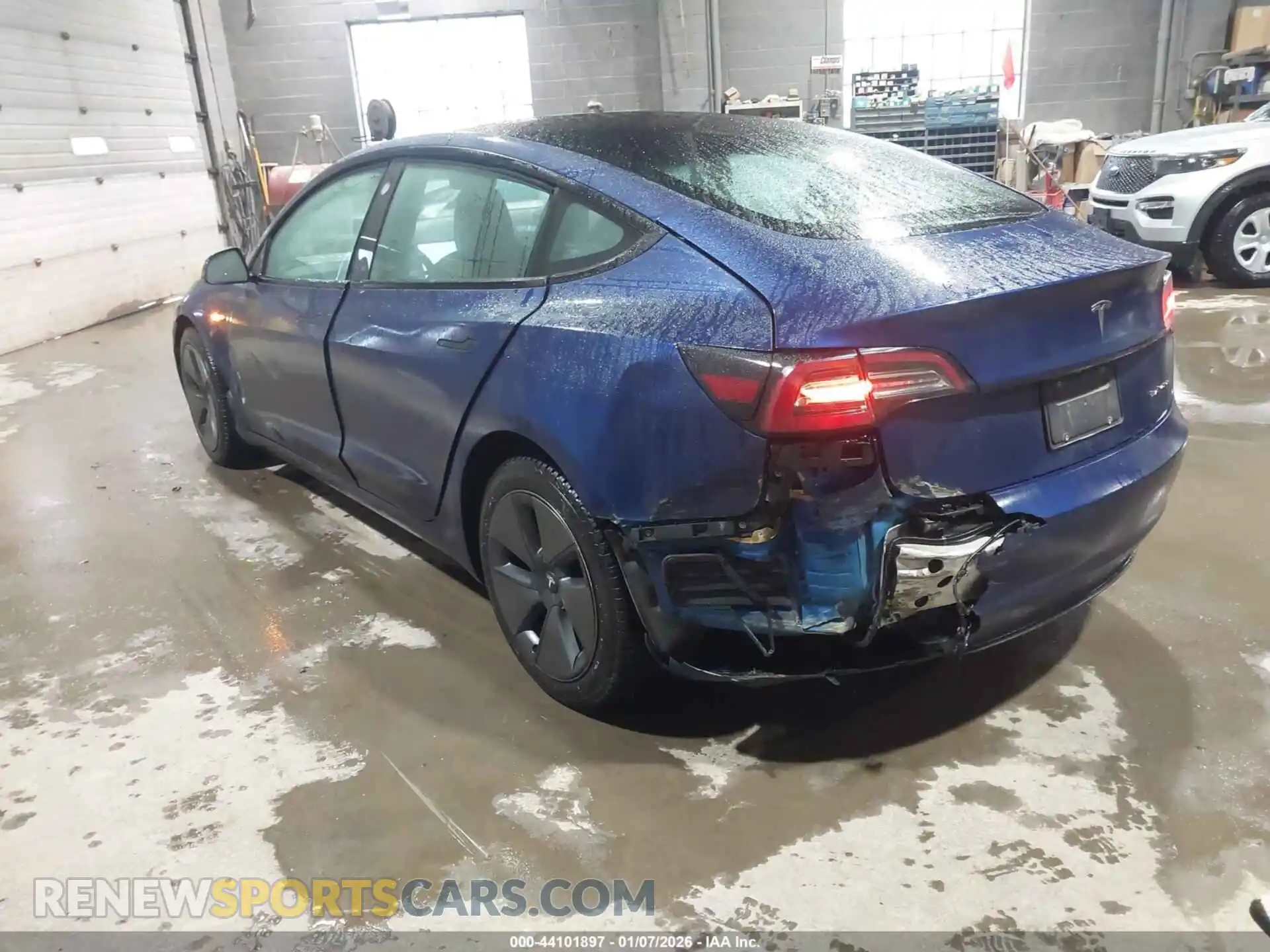 3 Photograph of a damaged car 5YJ3E1EB5MF012926 TESLA MODEL 3 2021