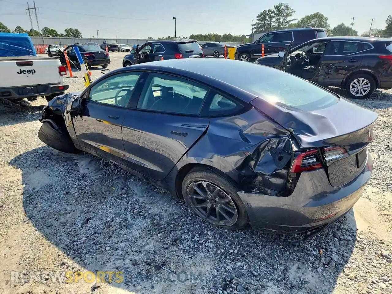 2 Photograph of a damaged car 5YJ3E1EB5MF044100 TESLA MODEL 3 2021