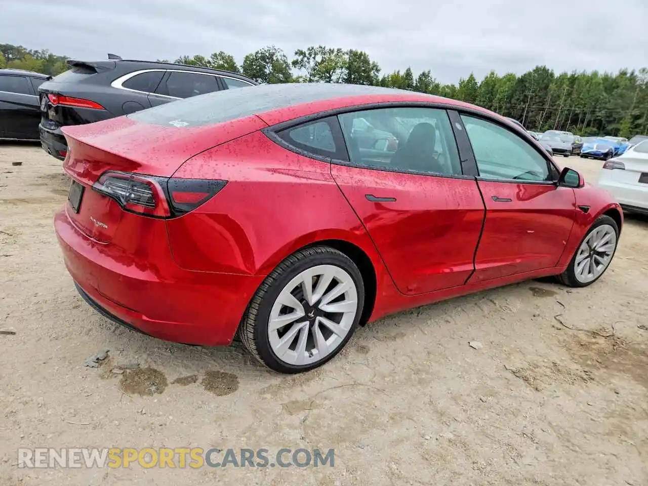 3 Photograph of a damaged car 5YJ3E1EB5MF054397 TESLA MODEL 3 2021