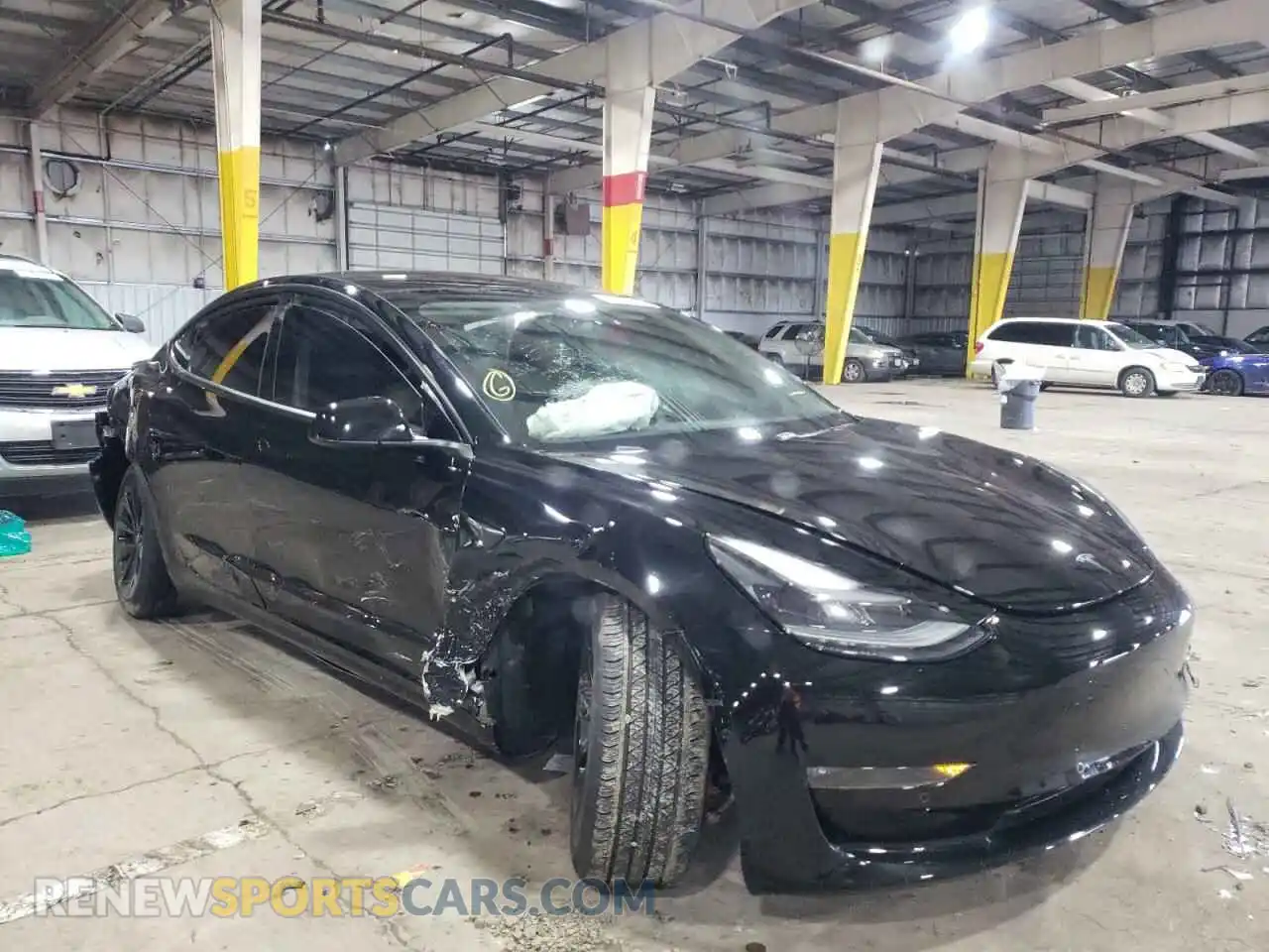 1 Photograph of a damaged car 5YJ3E1EB5MF085505 TESLA MODEL 3 2021