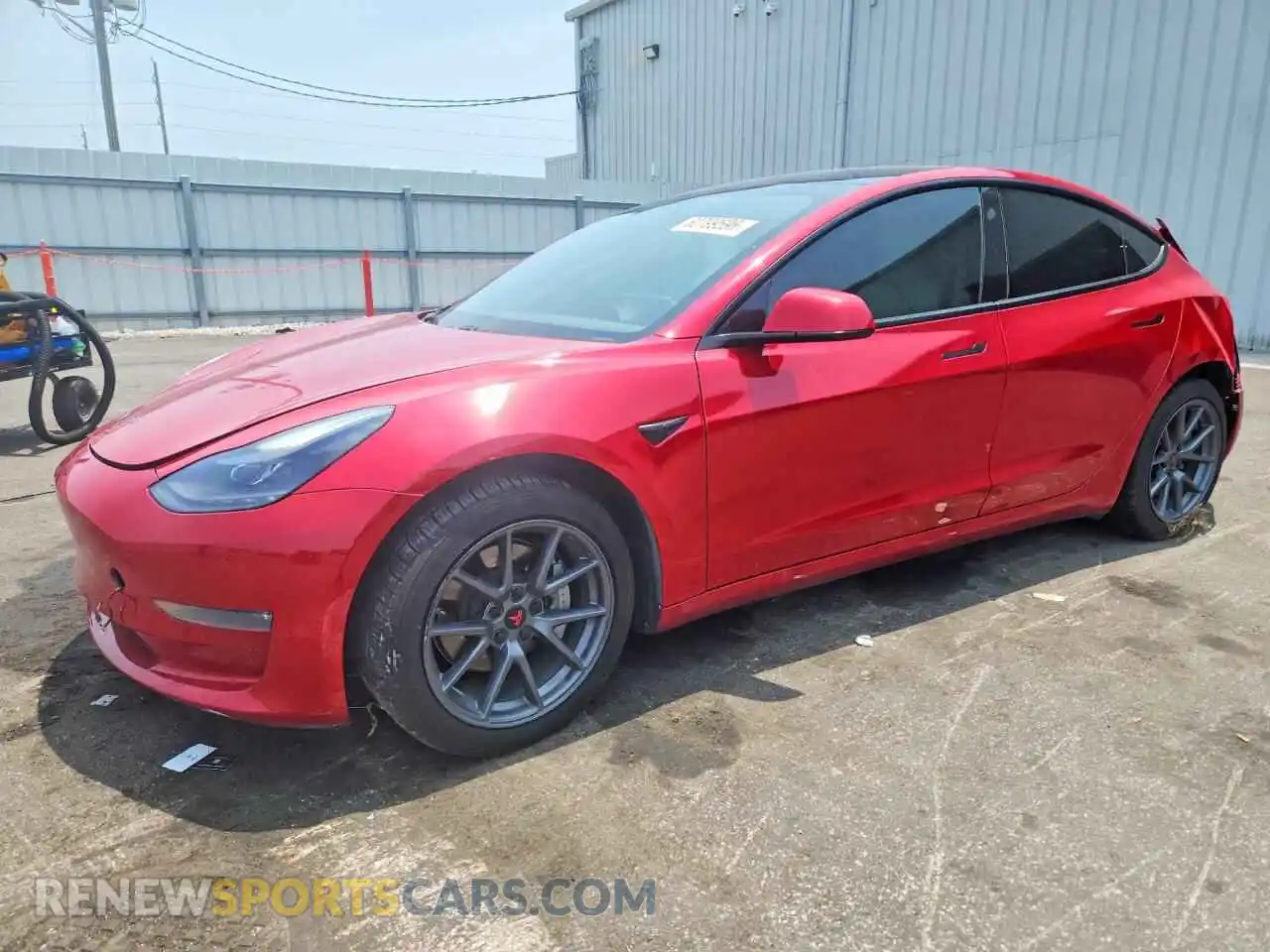 1 Photograph of a damaged car 5YJ3E1EB5MF902844 TESLA MODEL 3 2021