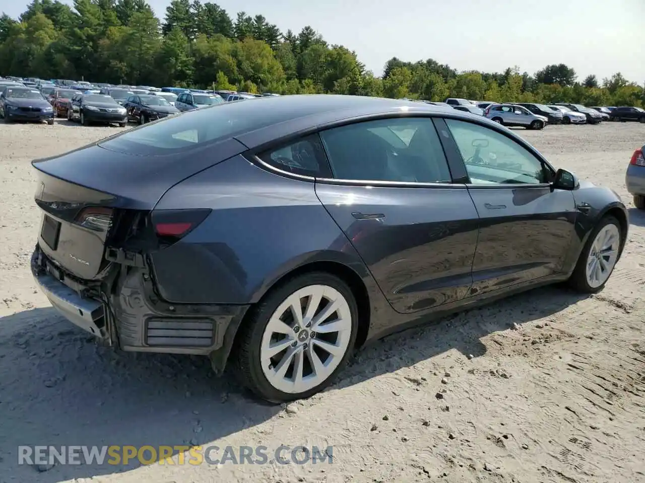 3 Photograph of a damaged car 5YJ3E1EB5MF980704 TESLA MODEL 3 2021