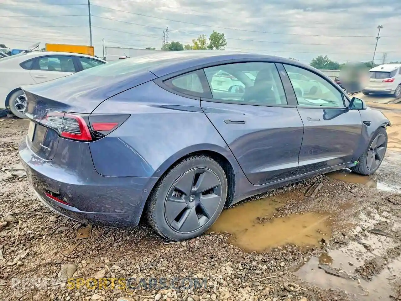 3 Photograph of a damaged car 5YJ3E1EB5MF990391 TESLA MODEL 3 2021