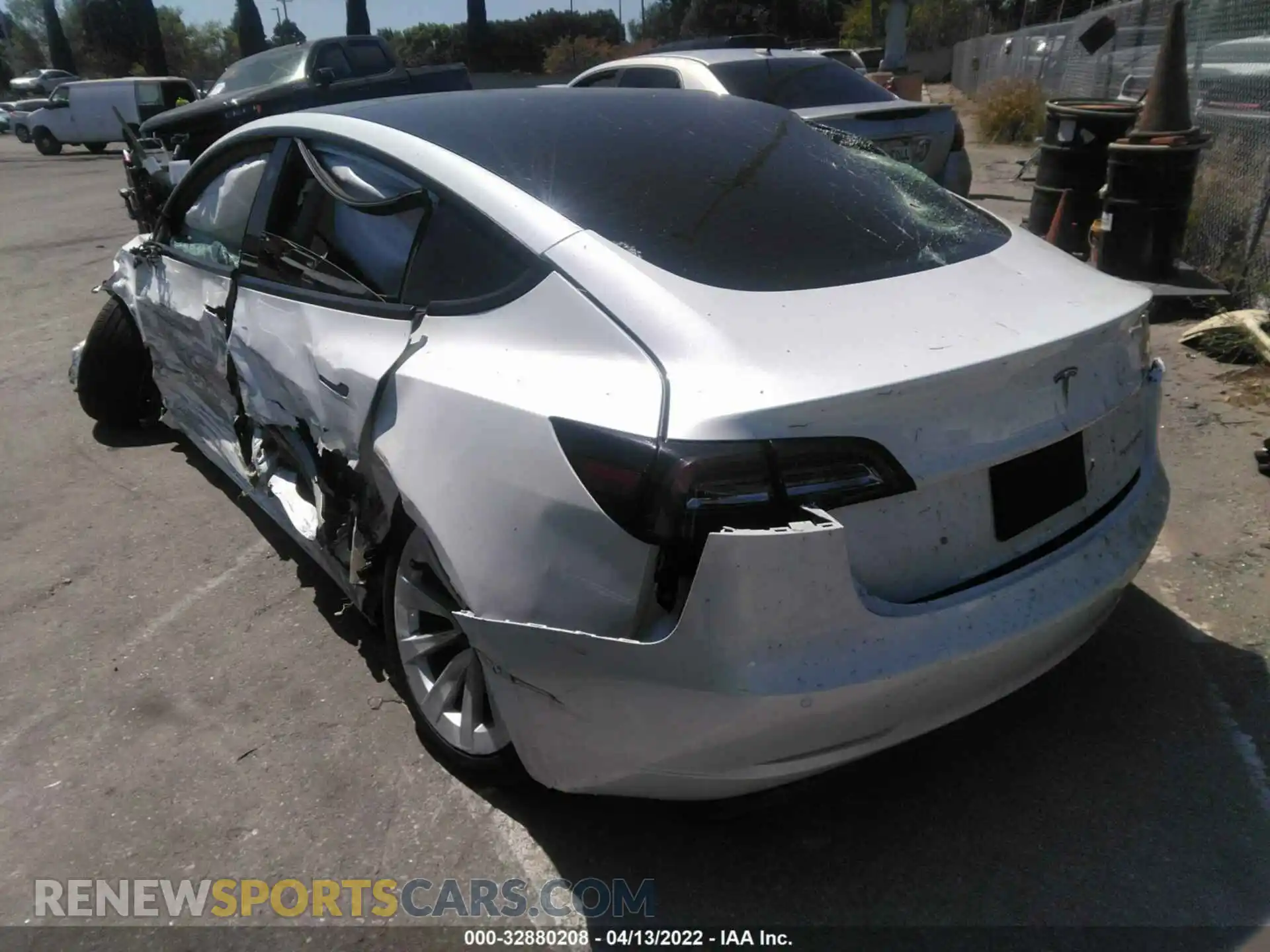 3 Photograph of a damaged car 5YJ3E1EB6MF010148 TESLA MODEL 3 2021
