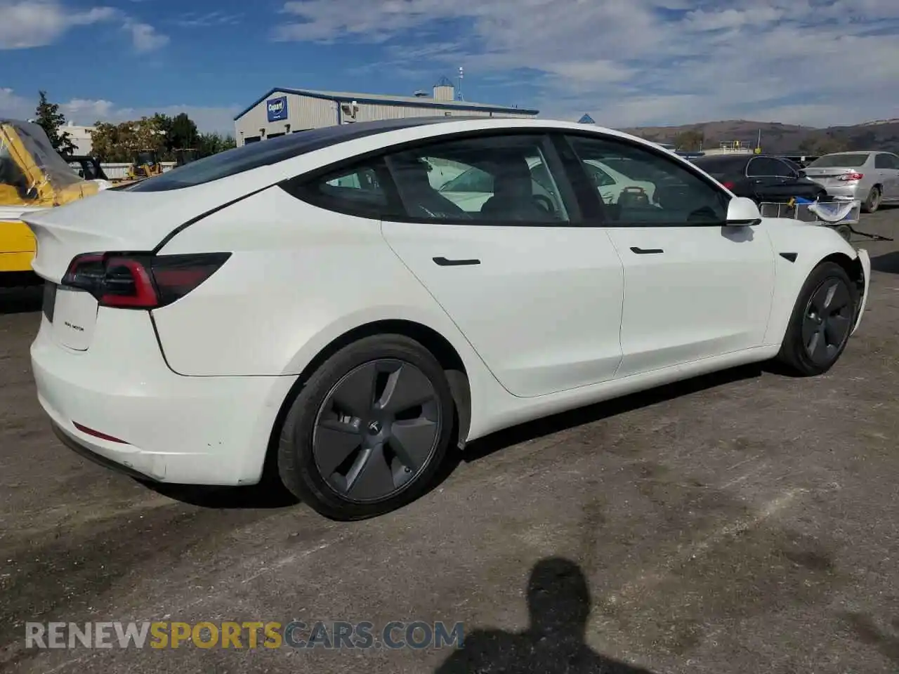 3 Photograph of a damaged car 5YJ3E1EB6MF013065 TESLA MODEL 3 2021