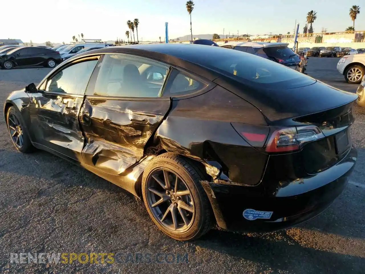 2 Photograph of a damaged car 5YJ3E1EB6MF014782 TESLA MODEL 3 2021