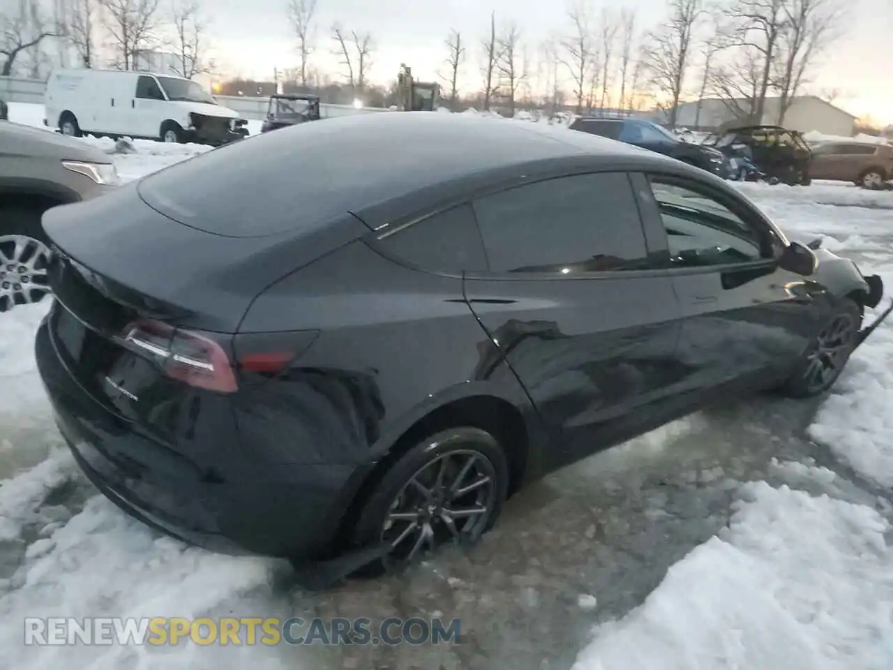 3 Photograph of a damaged car 5YJ3E1EB6MF014796 TESLA MODEL 3 2021