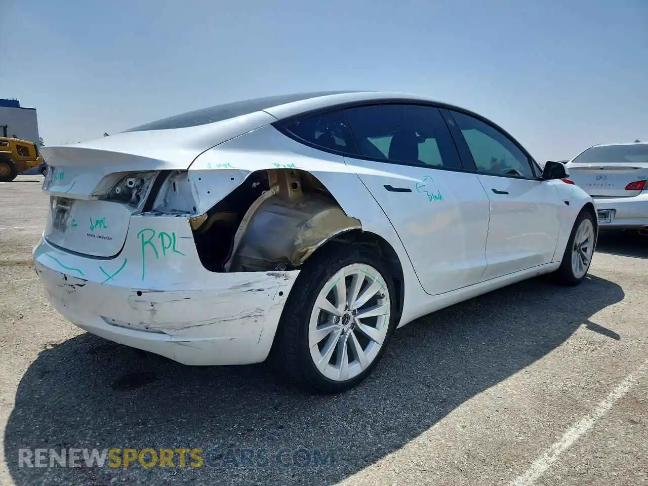 3 Photograph of a damaged car 5YJ3E1EB6MF045143 TESLA MODEL 3 2021