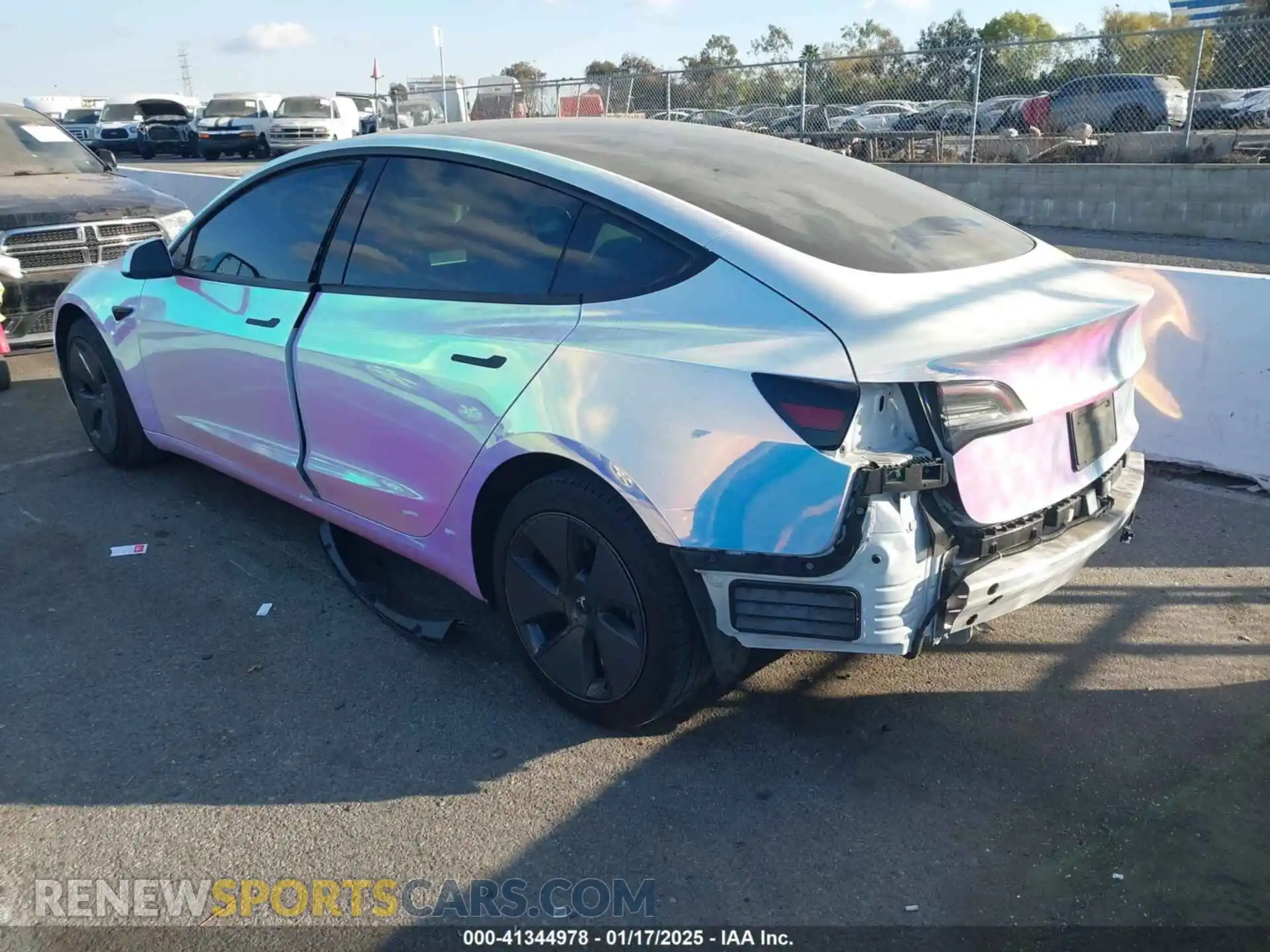 3 Photograph of a damaged car 5YJ3E1EB6MF053940 TESLA MODEL 3 2021