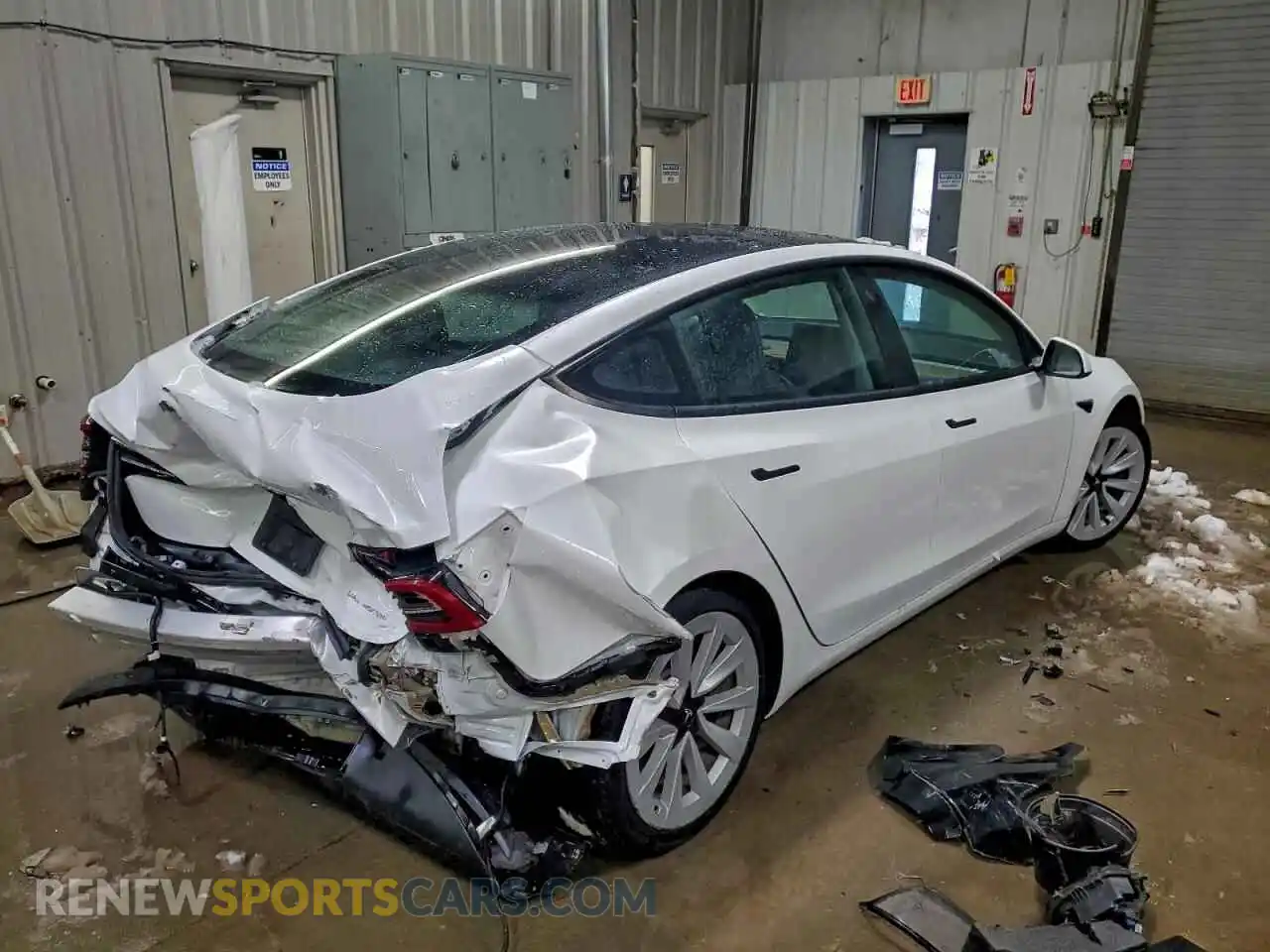 3 Photograph of a damaged car 5YJ3E1EB6MF056109 TESLA MODEL 3 2021