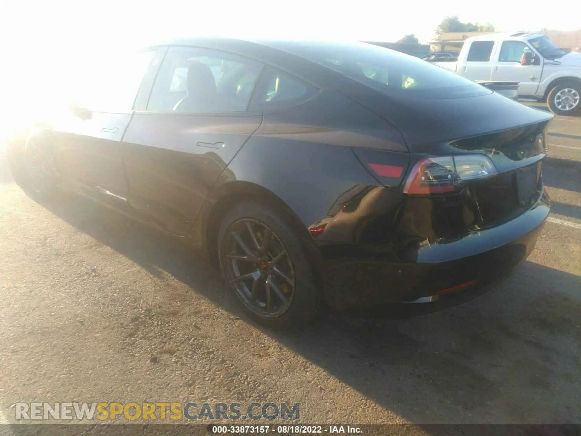 3 Photograph of a damaged car 5YJ3E1EB6MF056658 TESLA MODEL 3 2021