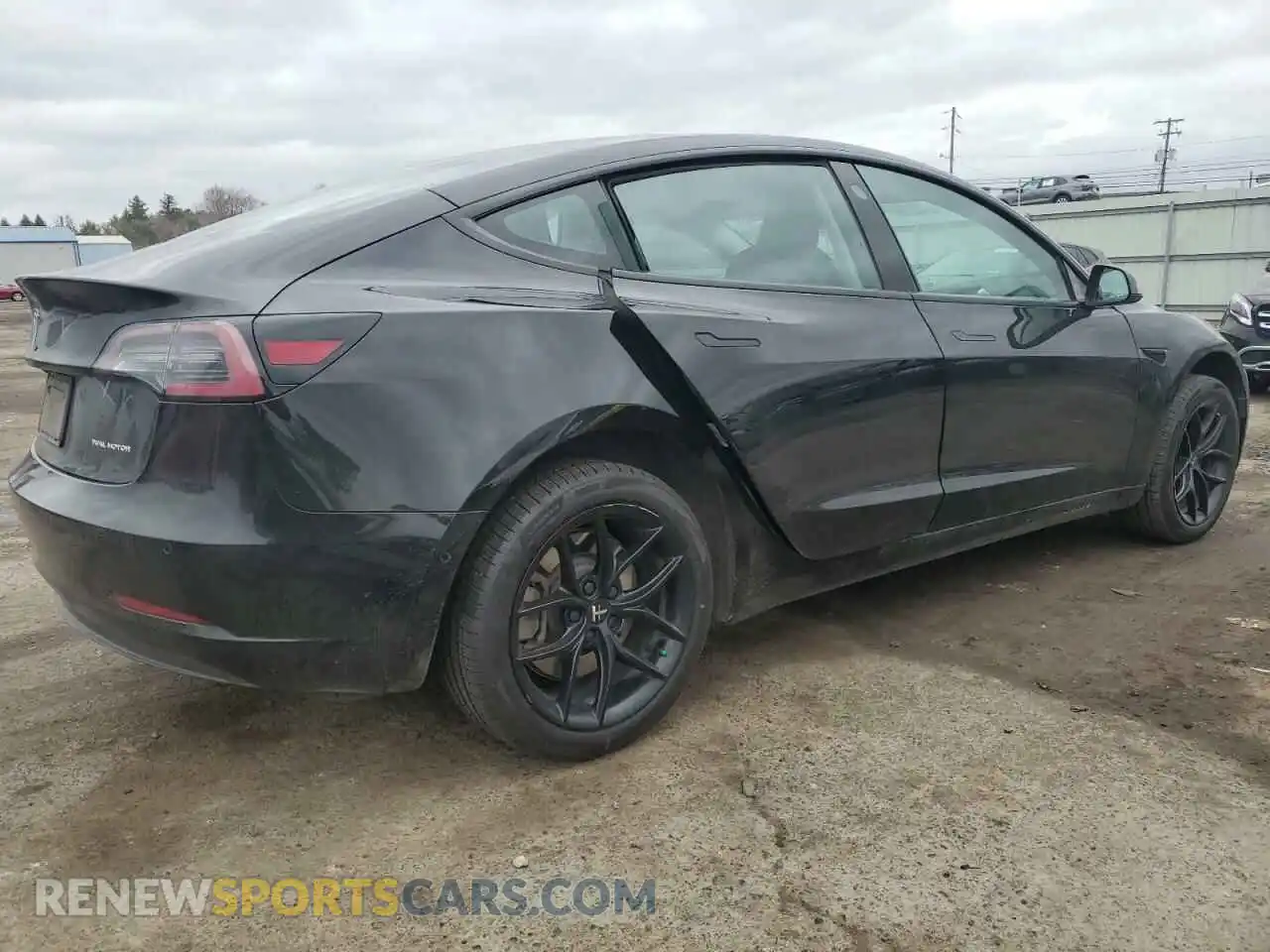 3 Photograph of a damaged car 5YJ3E1EB6MF853086 TESLA MODEL 3 2021