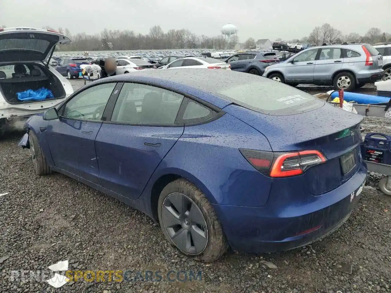 2 Photograph of a damaged car 5YJ3E1EB6MF923931 TESLA MODEL 3 2021