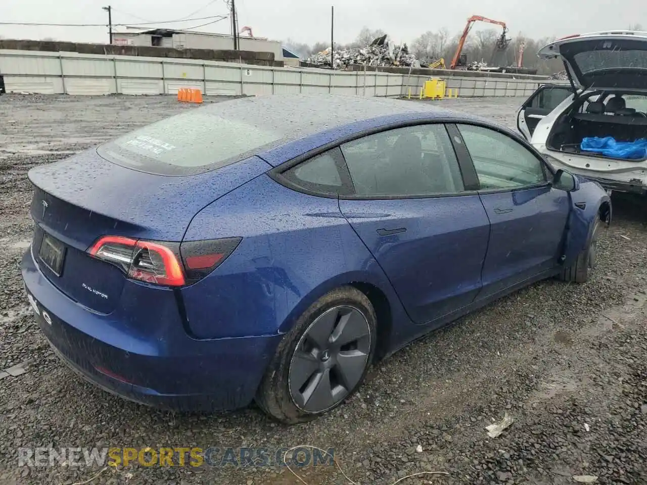 3 Photograph of a damaged car 5YJ3E1EB6MF923931 TESLA MODEL 3 2021