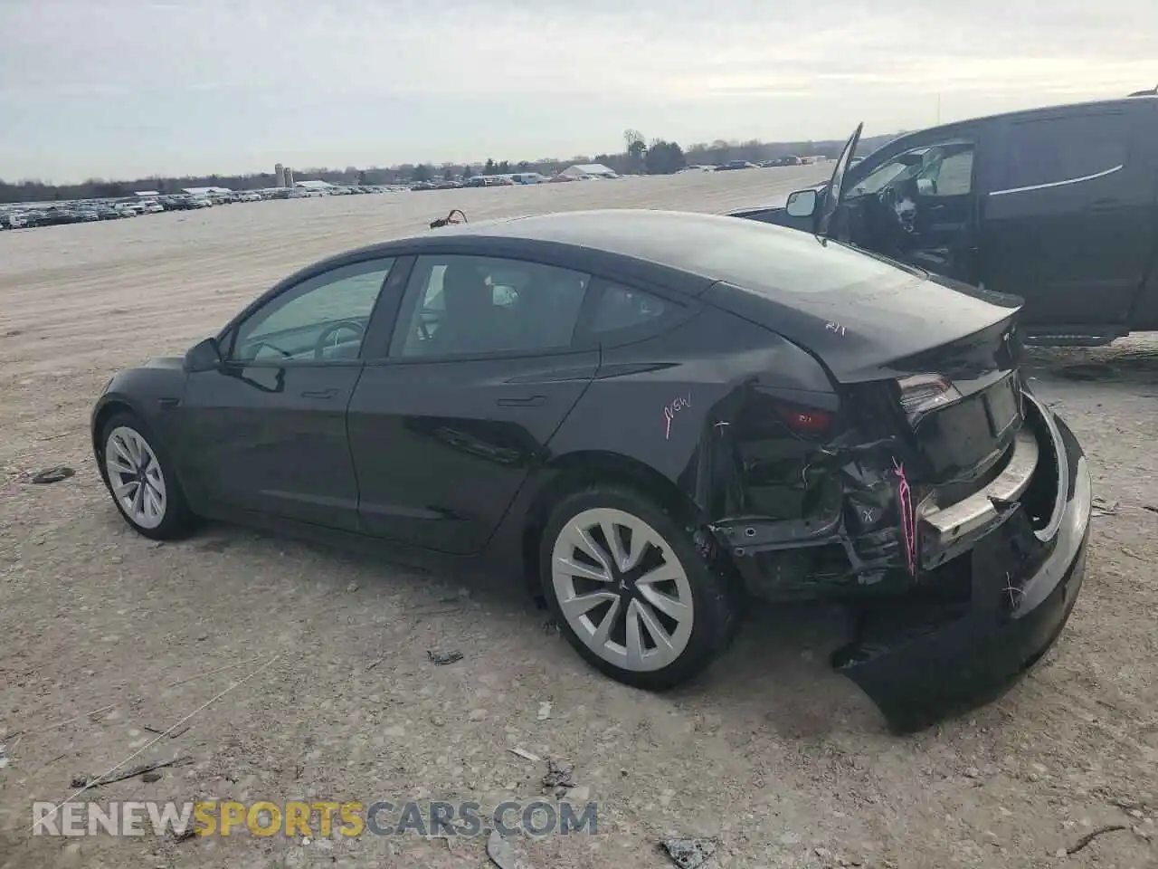 2 Photograph of a damaged car 5YJ3E1EB6MF924559 TESLA MODEL 3 2021