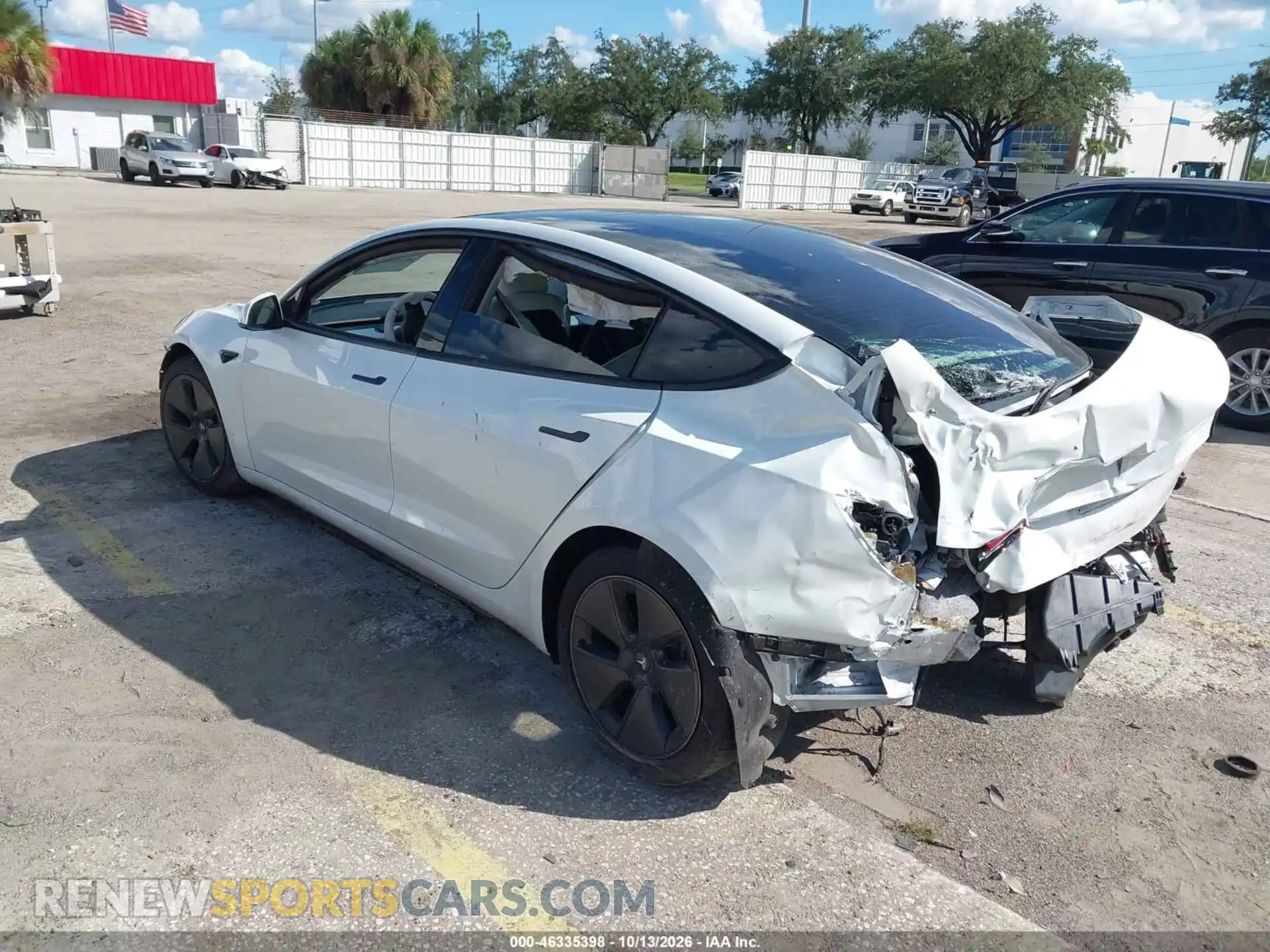 3 fotografías del automóvil dañado 5YJ3E1EB6MF948070 TESLA MODEL 3 2021