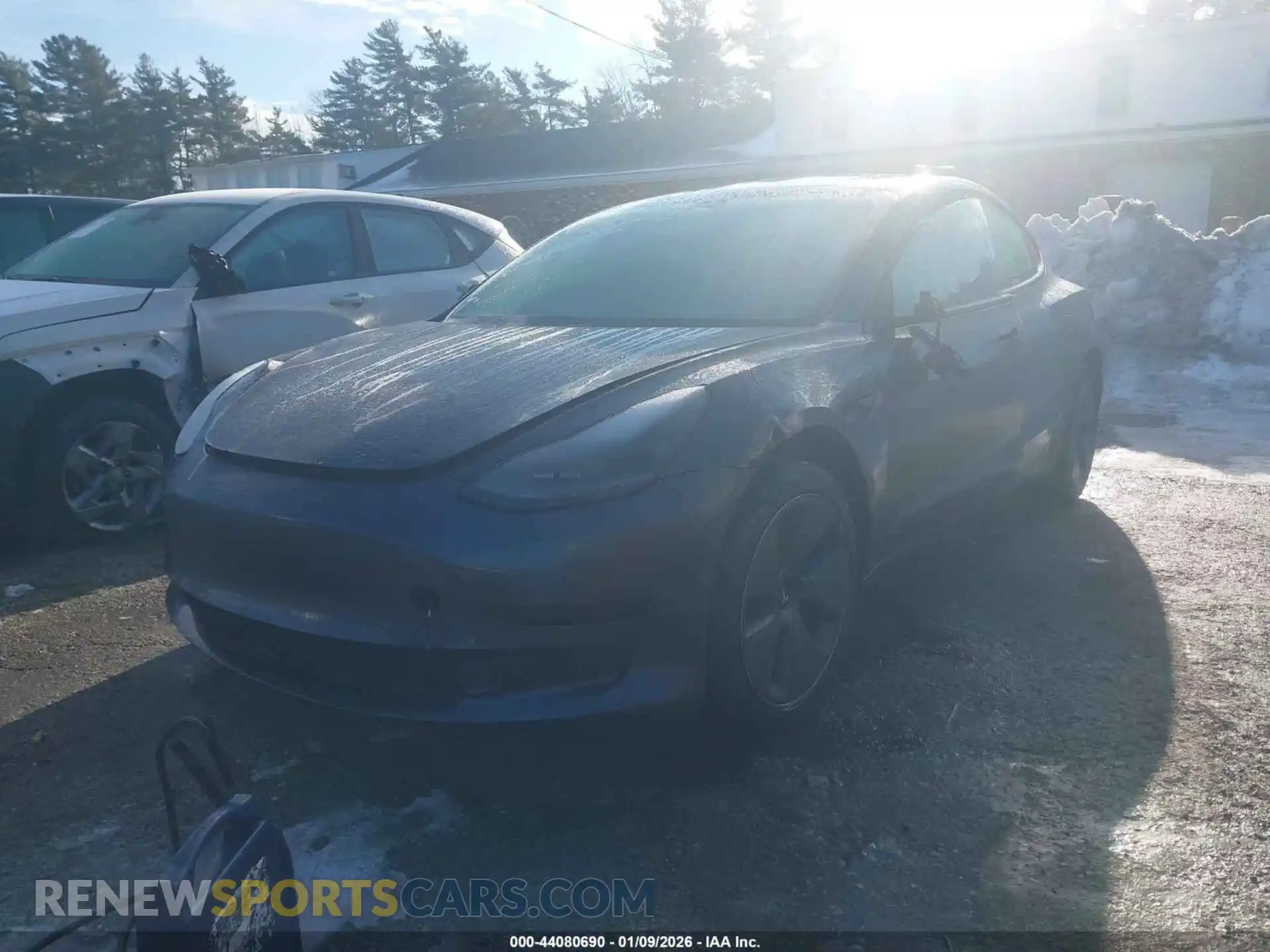 2 Photograph of a damaged car 5YJ3E1EB7MF047953 TESLA MODEL 3 2021