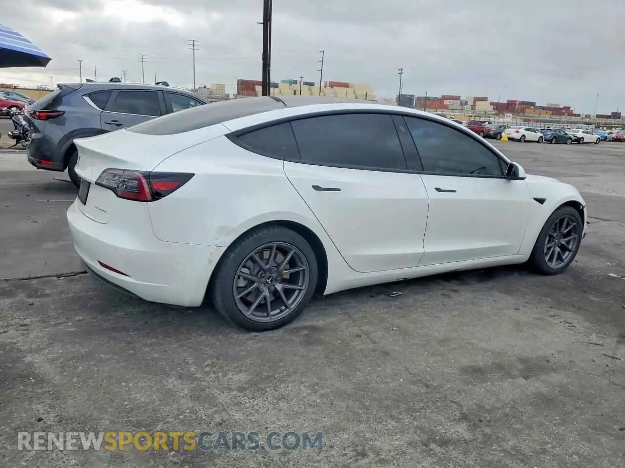 3 Photograph of a damaged car 5YJ3E1EB7MF849340 TESLA MODEL 3 2021