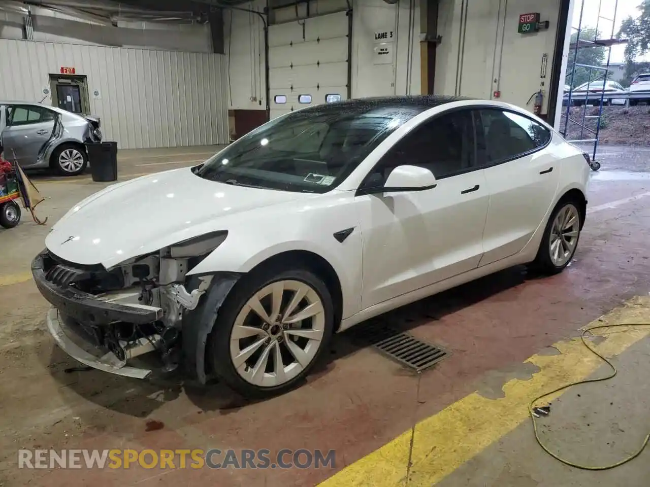 1 Photograph of a damaged car 5YJ3E1EB7MF855722 TESLA MODEL 3 2021