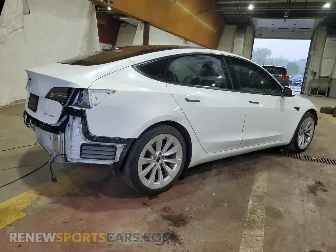 3 Photograph of a damaged car 5YJ3E1EB7MF855722 TESLA MODEL 3 2021