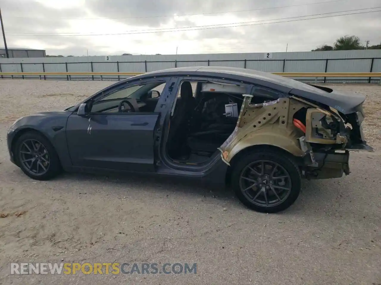 2 Photograph of a damaged car 5YJ3E1EB7MF858328 TESLA MODEL 3 2021
