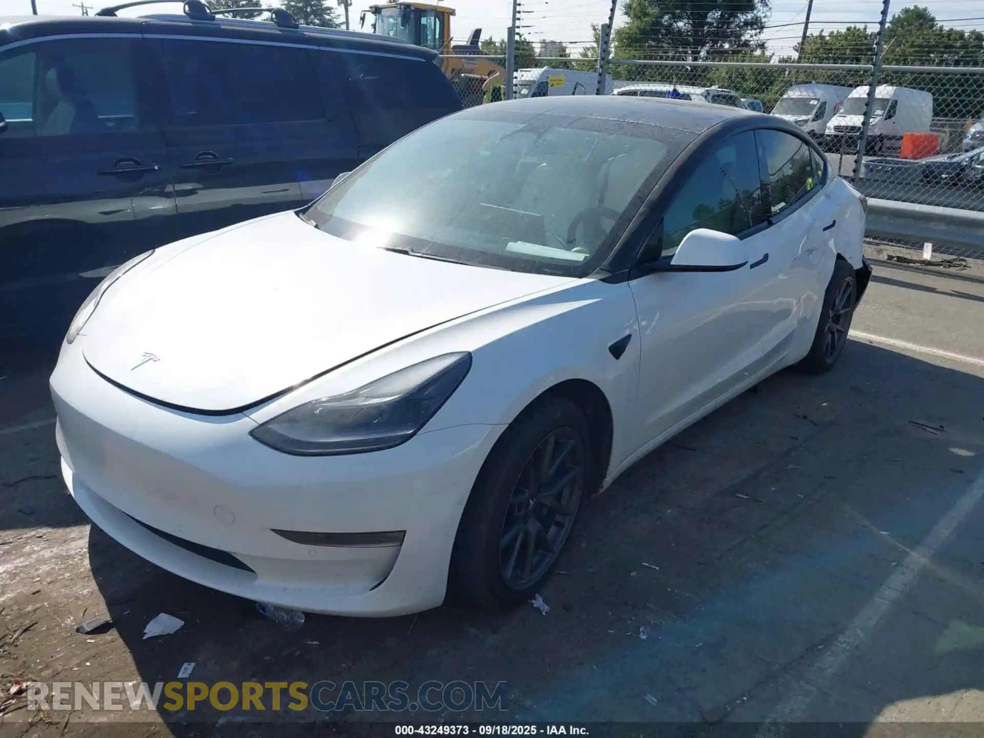 2 Photograph of a damaged car 5YJ3E1EB7MF981367 TESLA MODEL 3 2021
