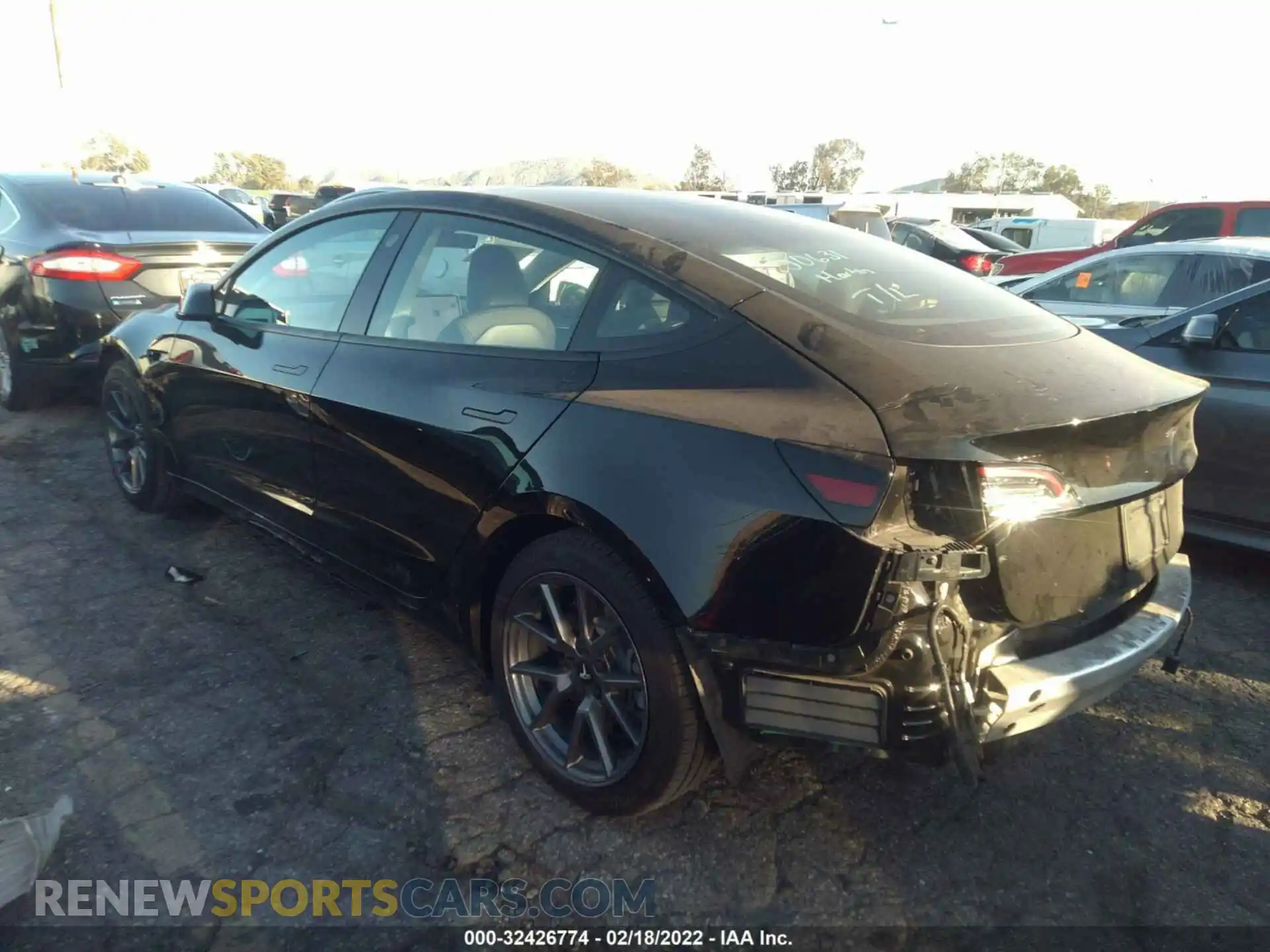 3 Photograph of a damaged car 5YJ3E1EB8MF003847 TESLA MODEL 3 2021