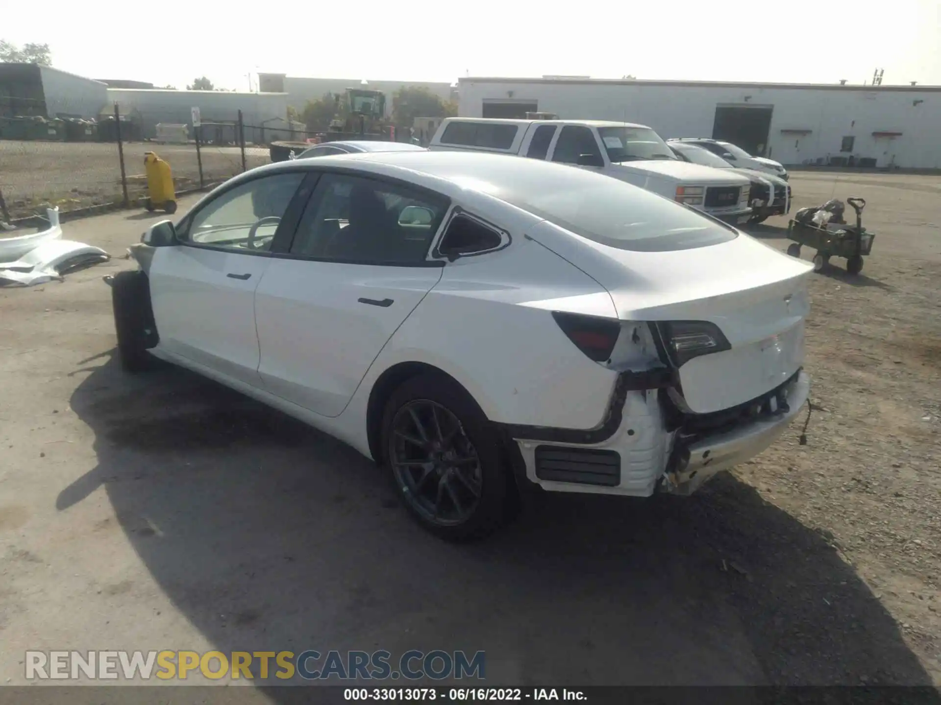 3 Photograph of a damaged car 5YJ3E1EB8MF085546 TESLA MODEL 3 2021