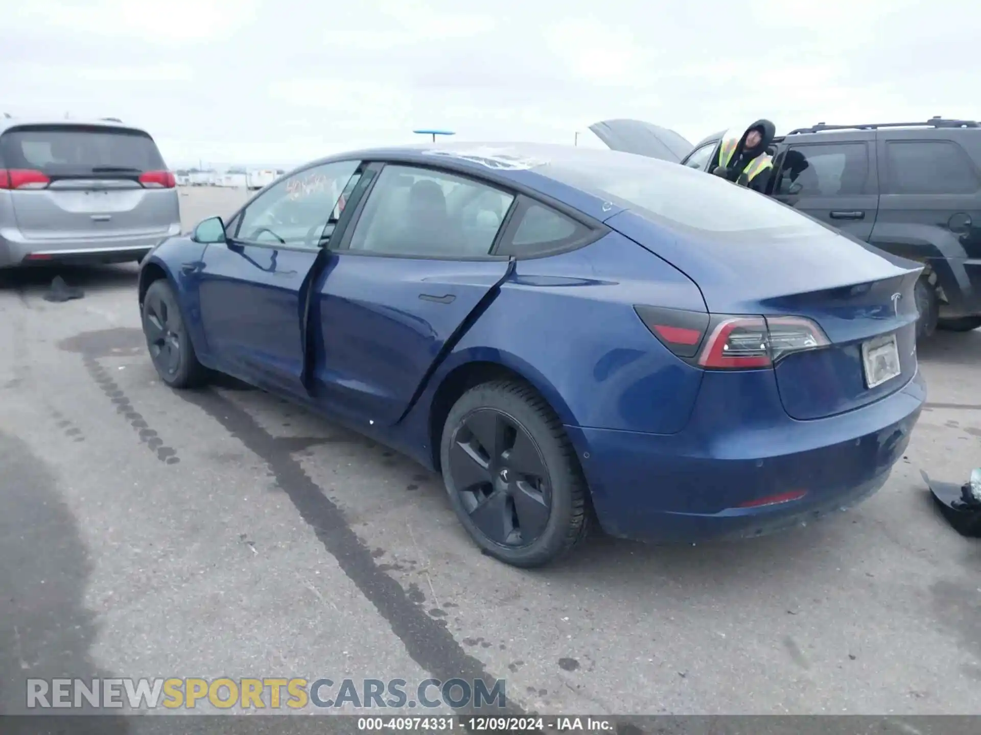 3 fotografías del automóvil dañado 5YJ3E1EB8MF848049 TESLA MODEL 3 2021