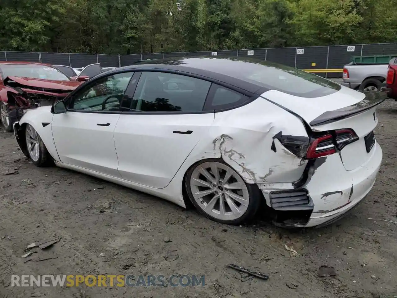 2 Photograph of a damaged car 5YJ3E1EB8MF859813 TESLA MODEL 3 2021